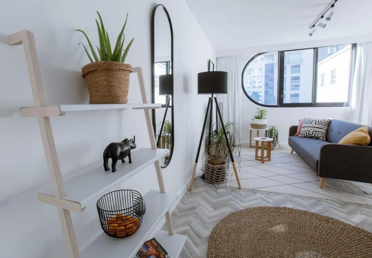 Apartamento Stylish, Modern, Walk To Restaurants And Cbd Ciudad del Cabo